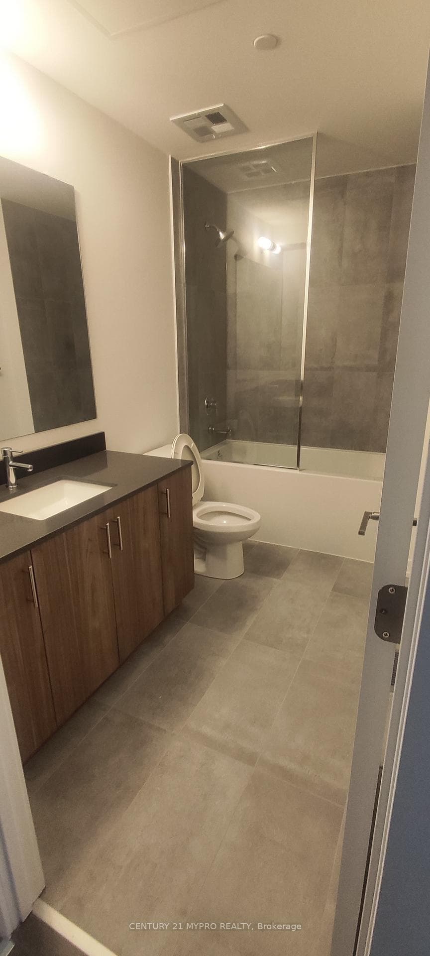11 Walder Lane Unit 101 photo 7