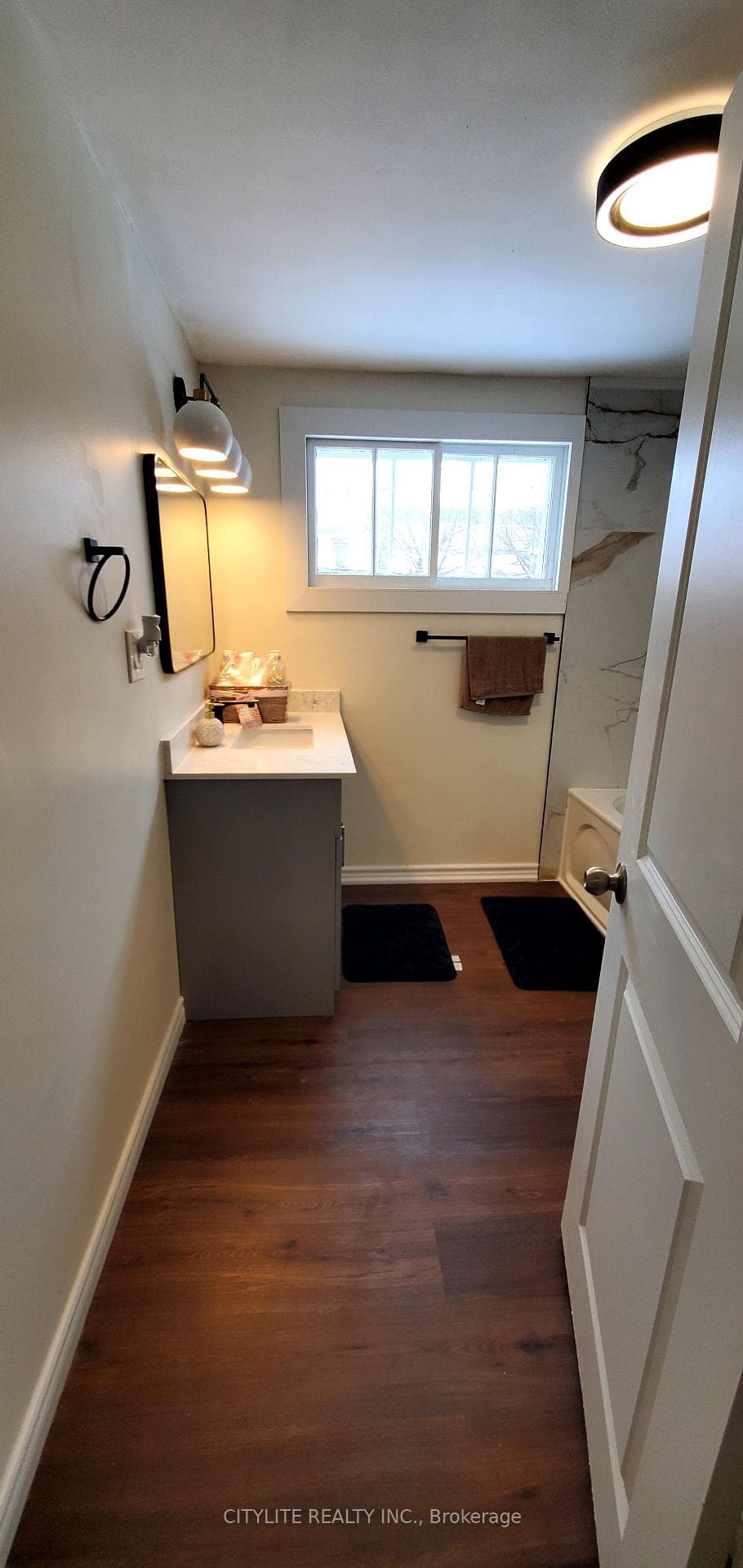 244 Albert Street photo 10