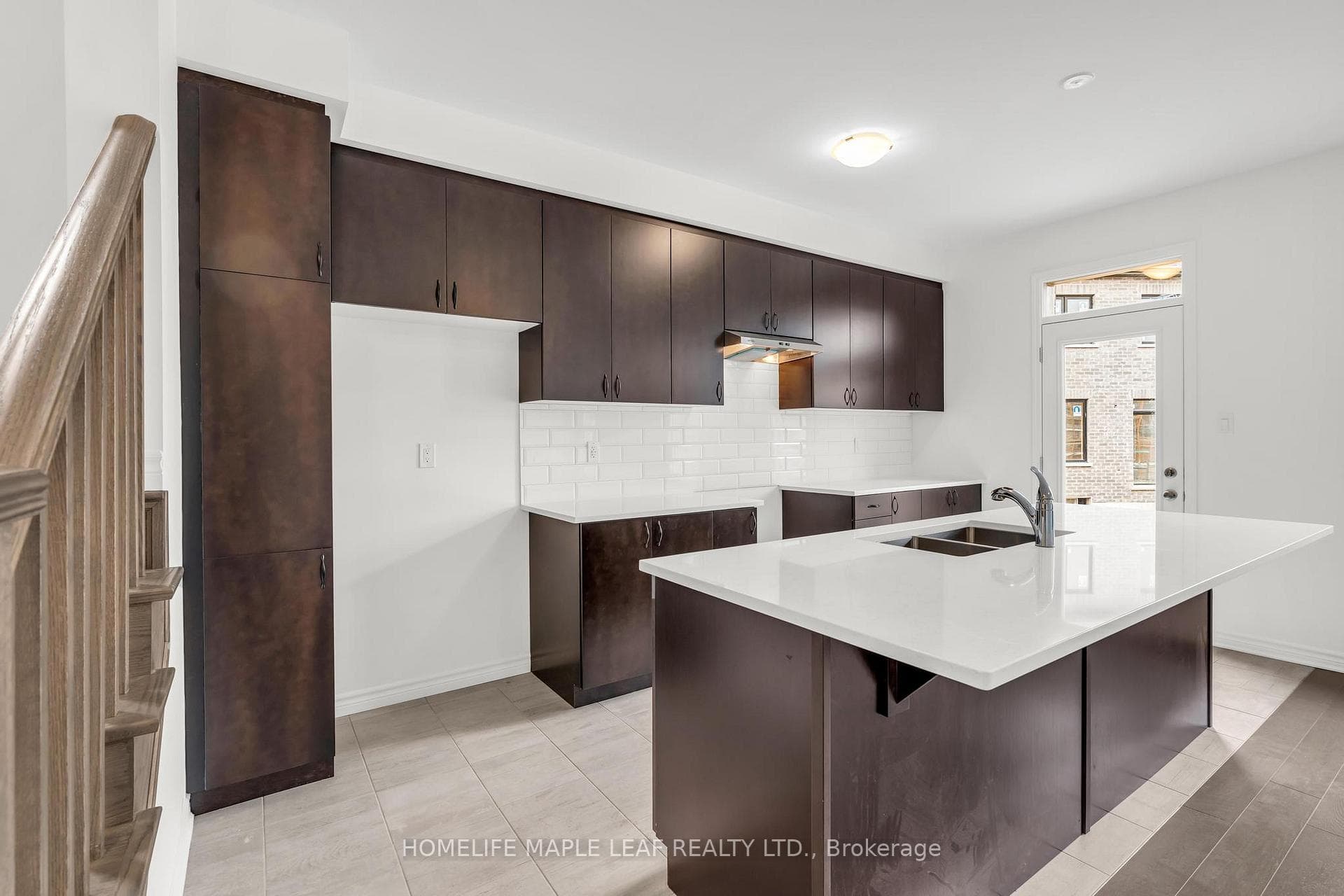 853 Tea Landing N/A photo 17