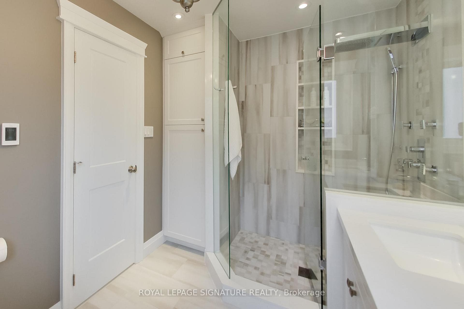 Designer Shower + Ample Storage
