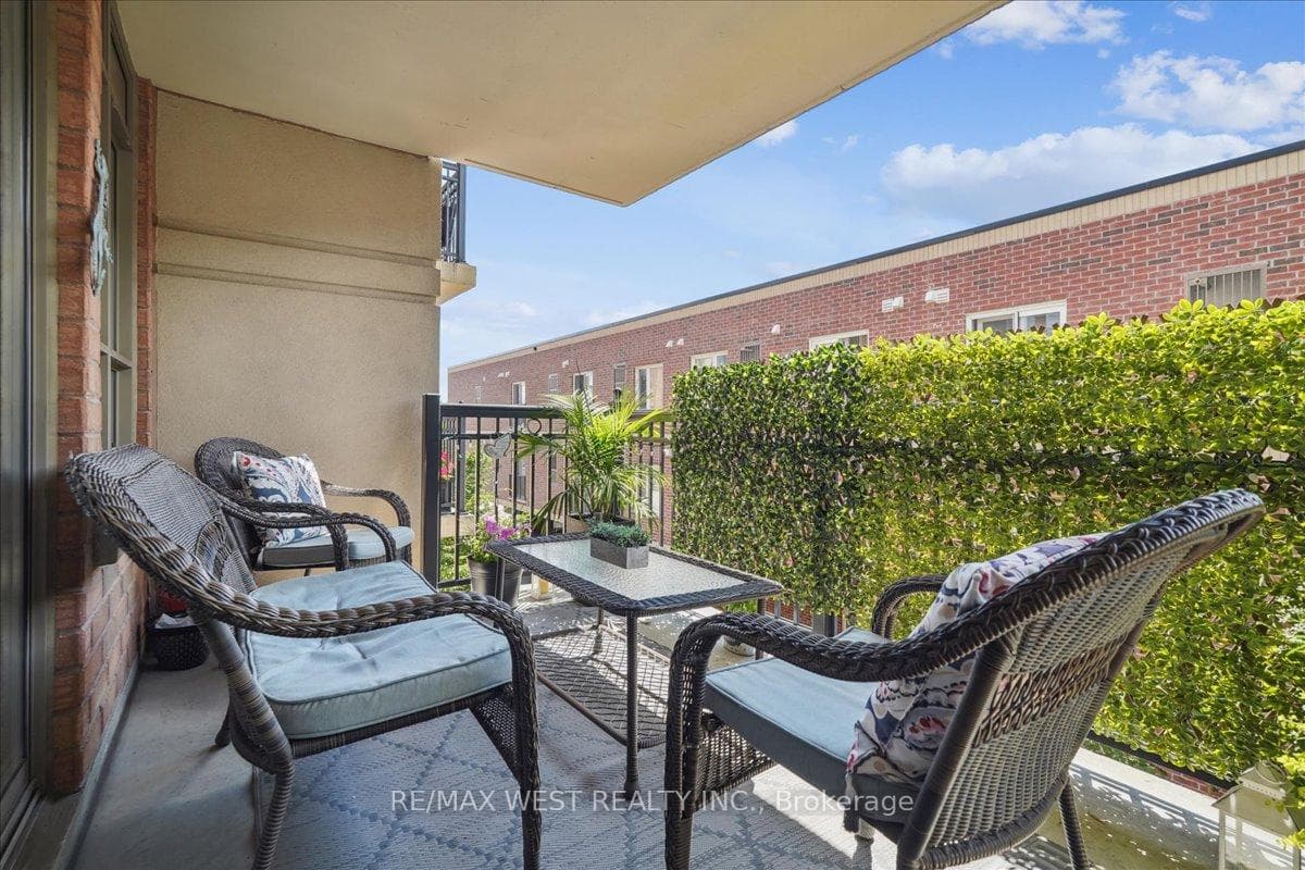 8026 Kipling Avenue Unit 308 photo 9