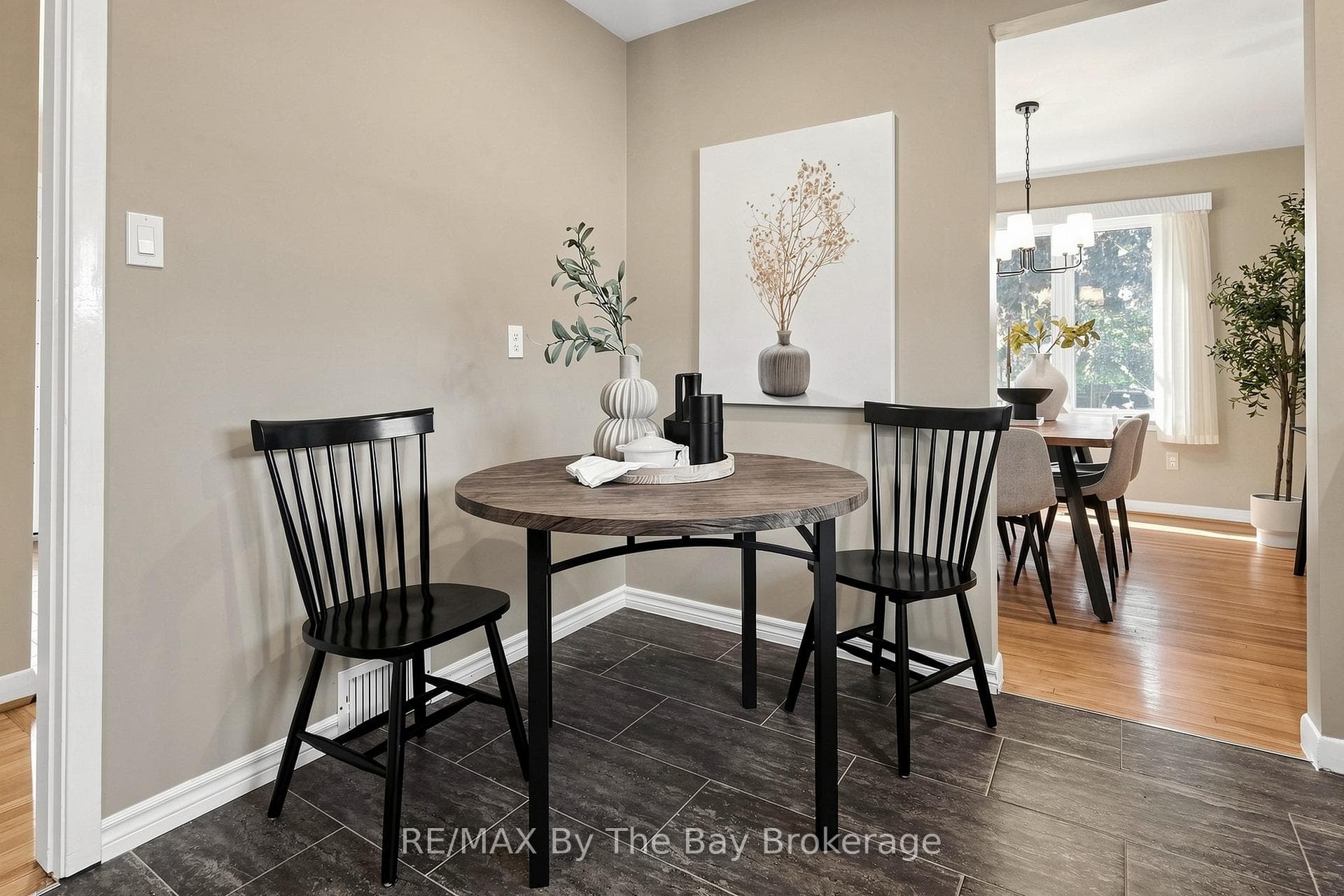 33 Ada Crescent photo 14