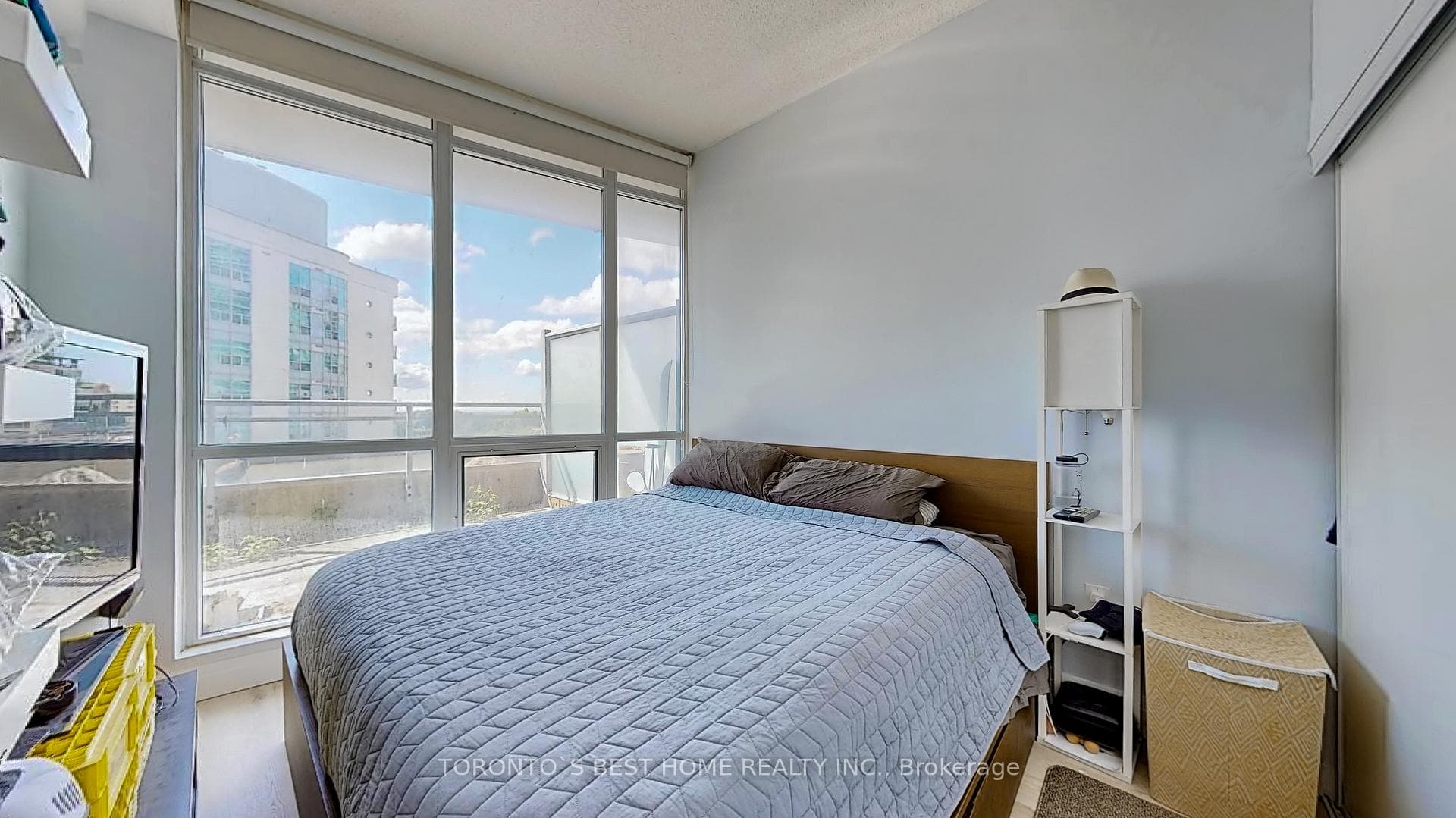 38 Dan Leckie Way Unit 816 photo 21