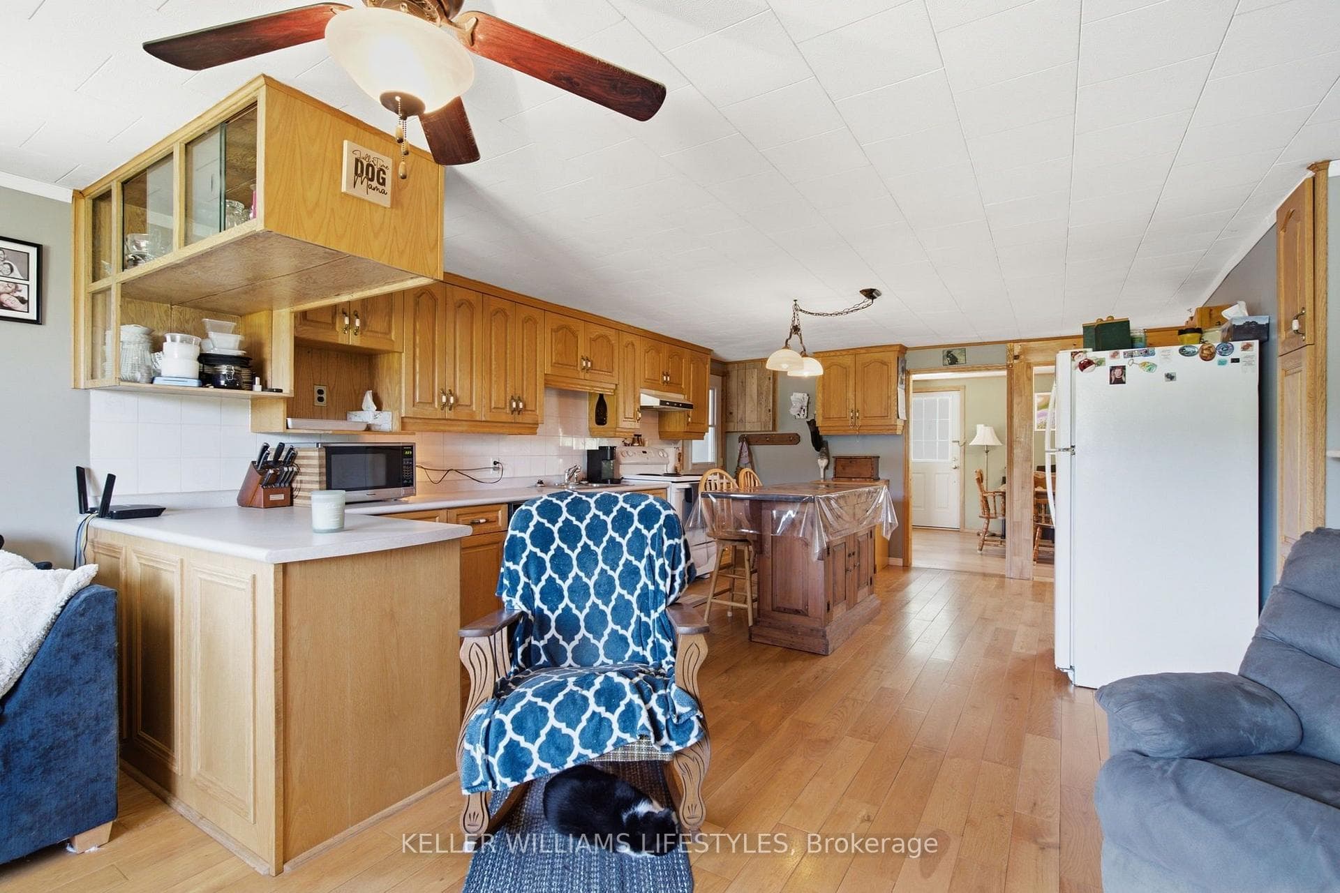 9820 BELMONT Road photo 15