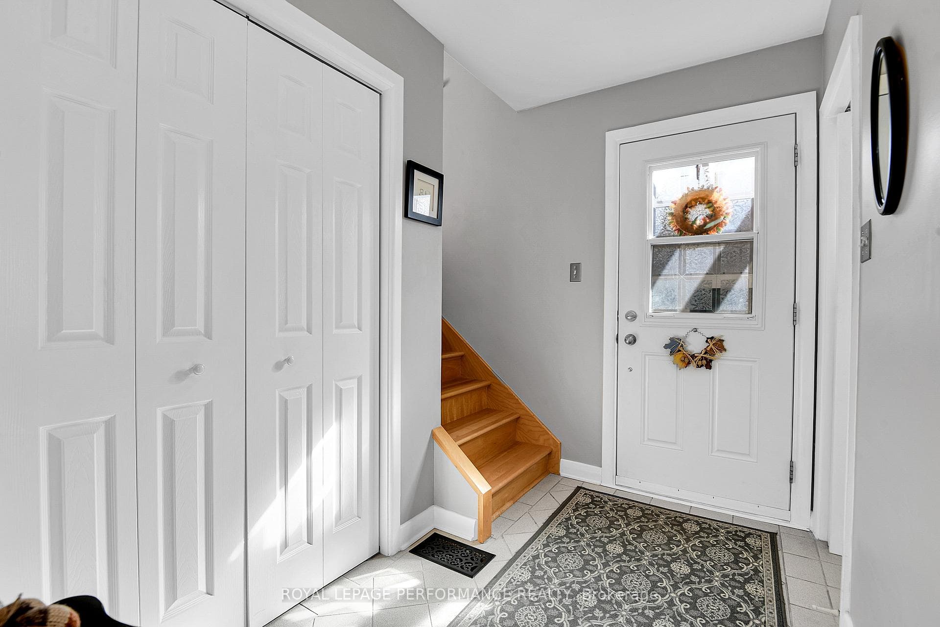 2239 Webster Avenue photo 3