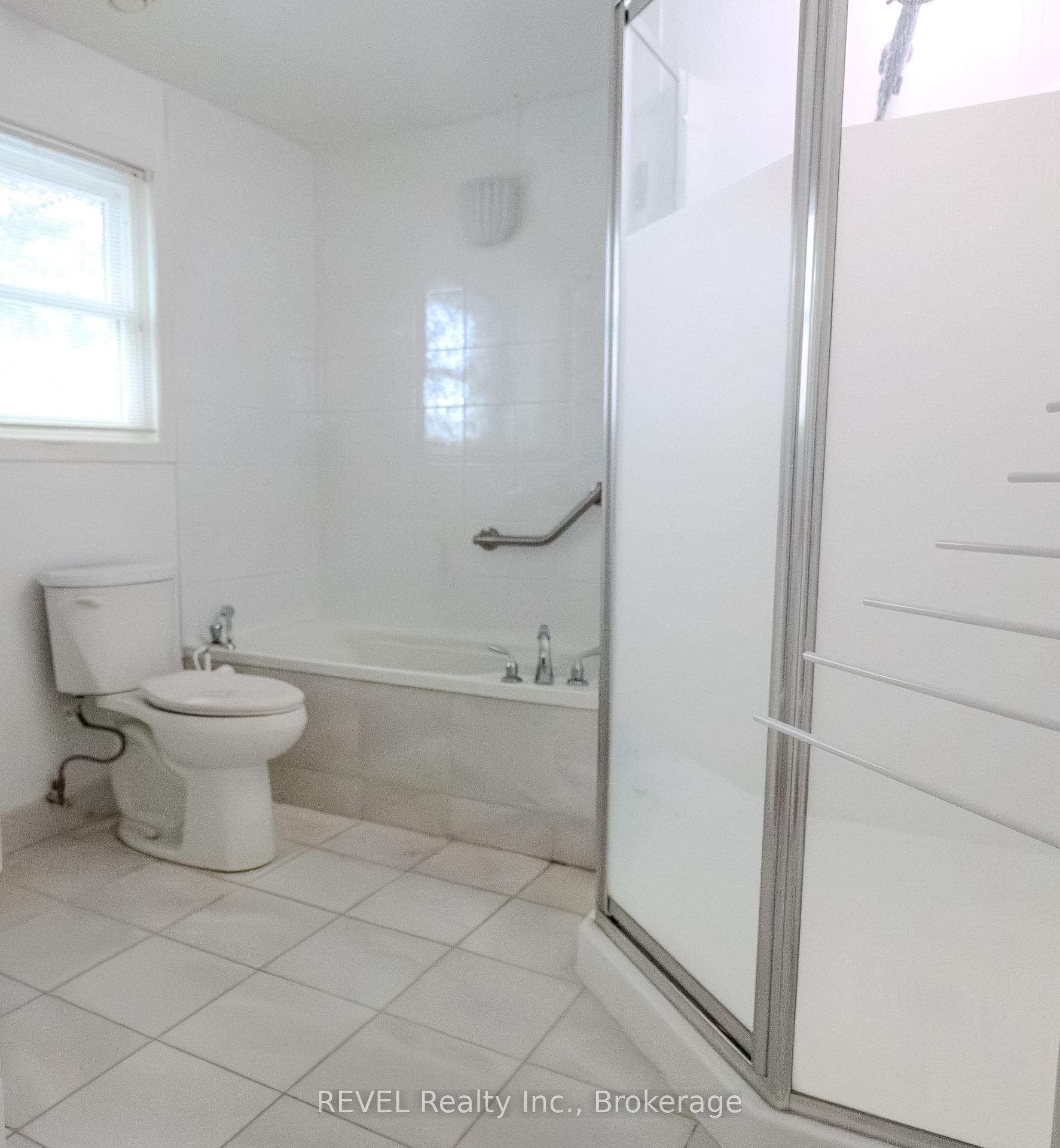 19 Woodington Crescent photo 9
