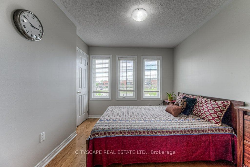 785 Megson Terrace photo 24