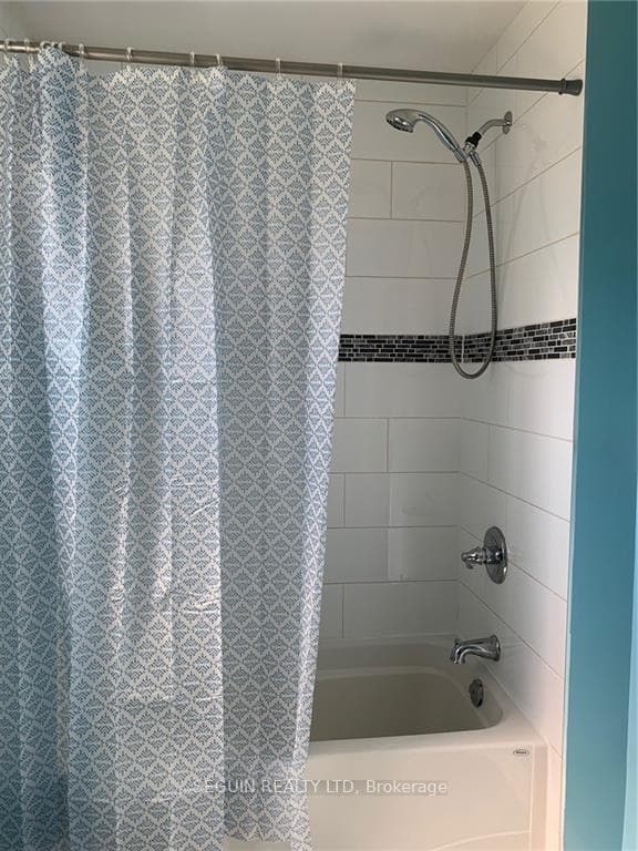 344 CHAMPLAIN Street photo 15