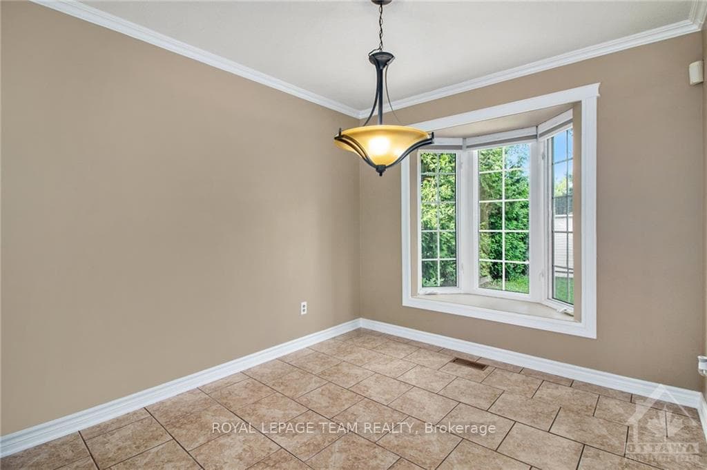 1721 BONAVENTURE Terrace photo 8