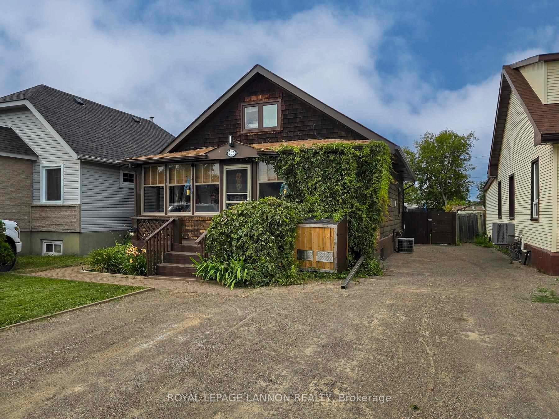 265 Francis Street photo 3