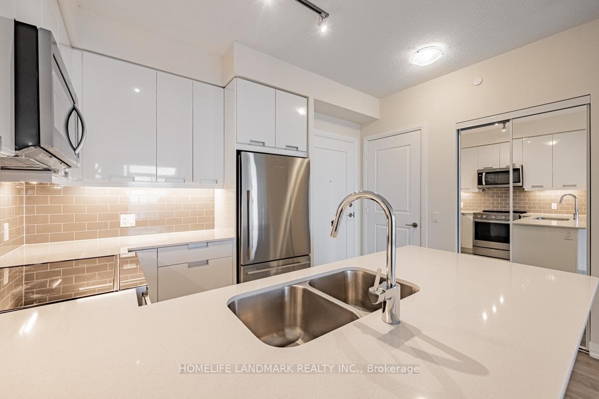 35 Watergarden Drive Unit 1220 photo 5