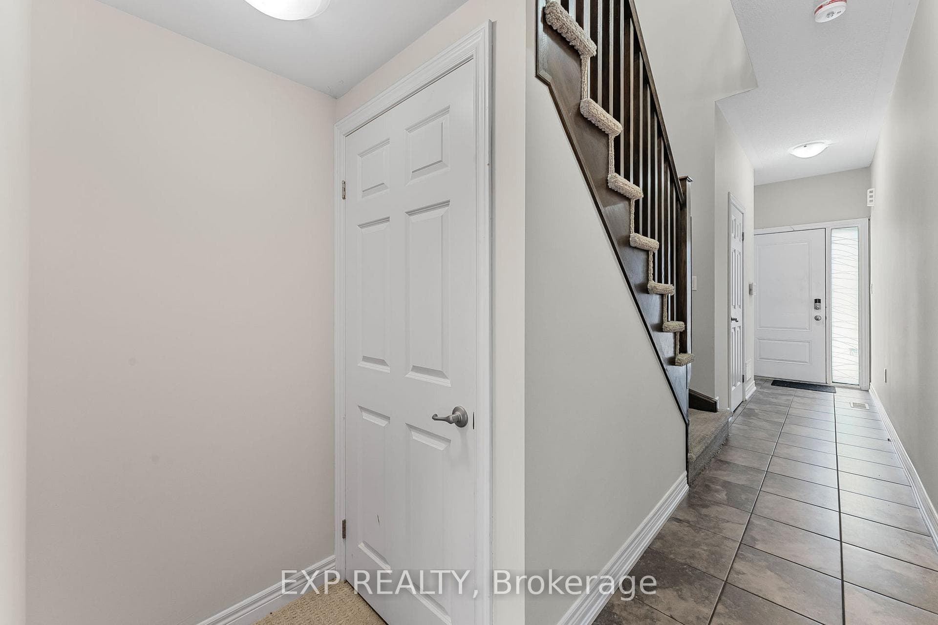 377 Glancaster Road Unit 23 photo 9