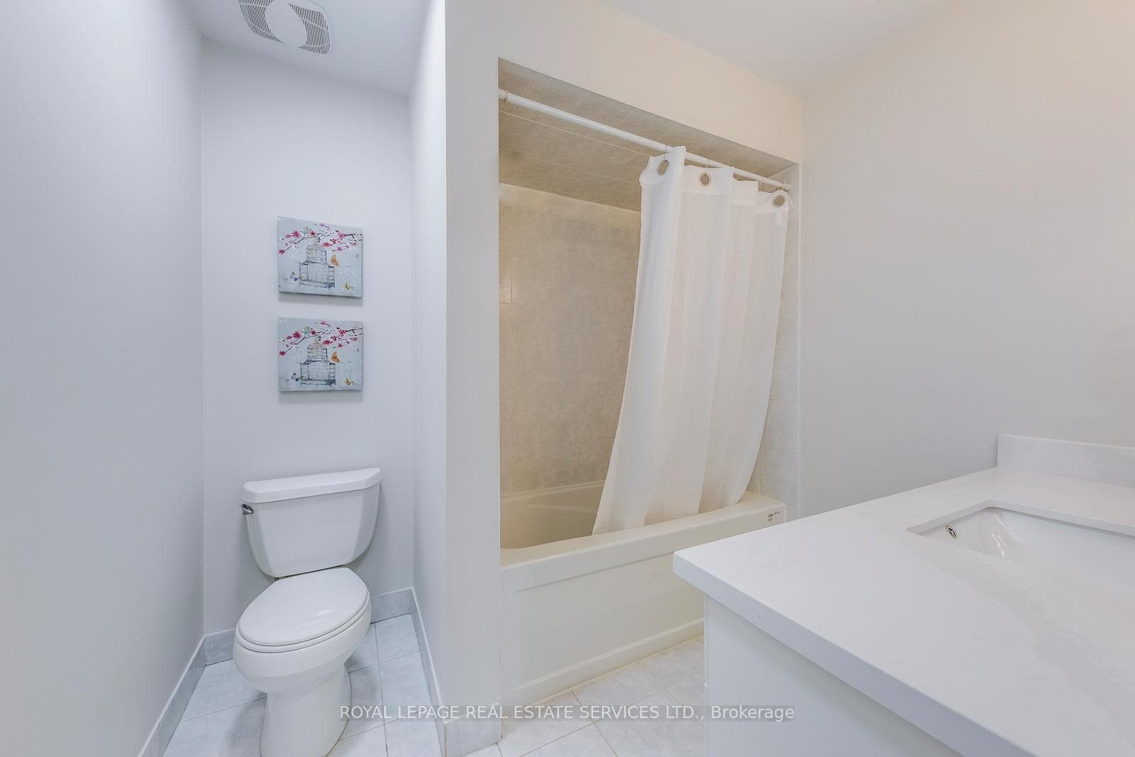 4504 Gullfoot Circle photo 24