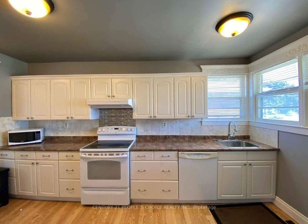 125 Franklin Avenue photo 7