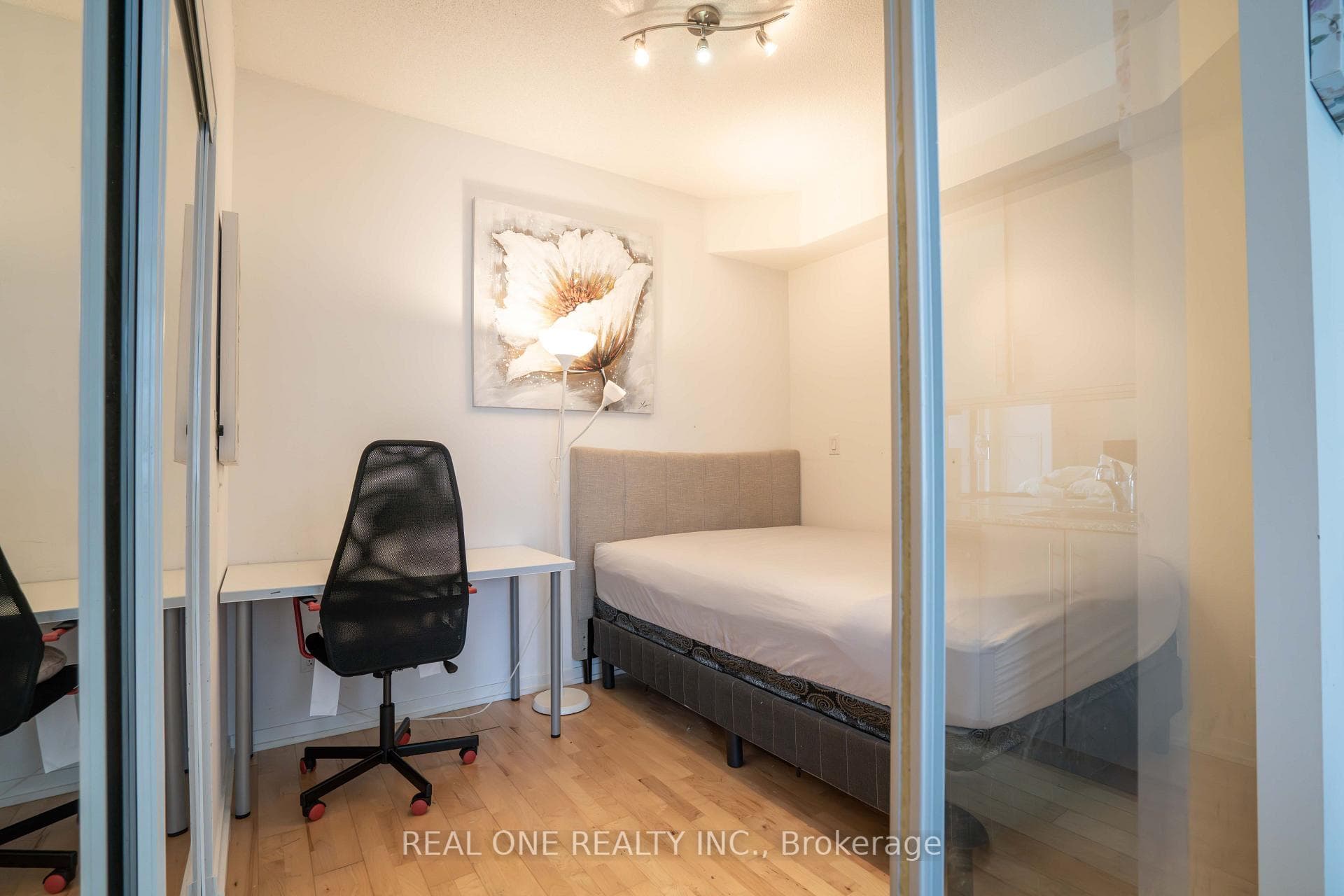 65 Bremner Boulevard Unit 1207 photo 11