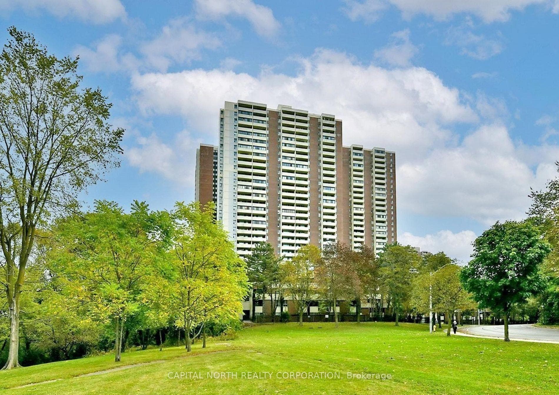 5 Massey Square Unit 606 photo 1