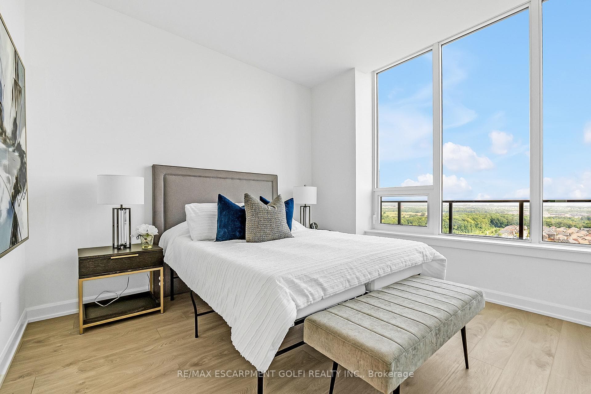 3220 William Coltson Avenue Unit 2207 photo 20