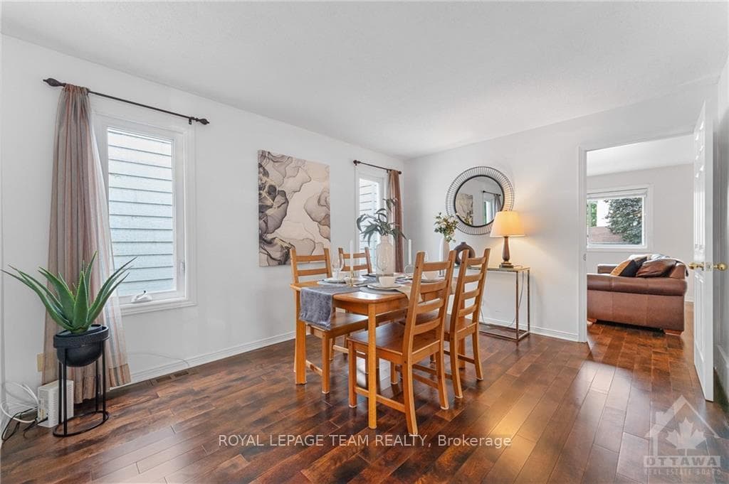 11 STONE PARK Lane photo 6