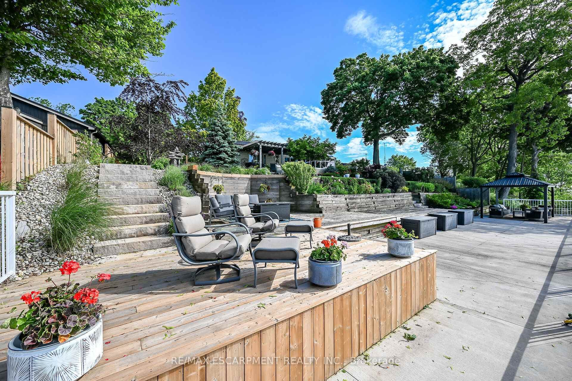 108 Lakeside Drive photo 39