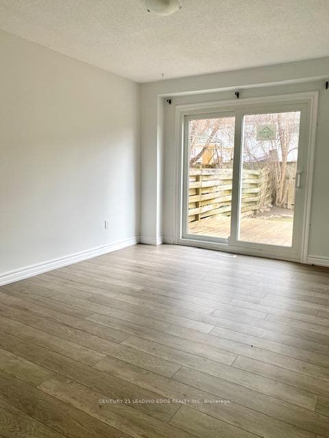 1309 Northbrook Street photo 6