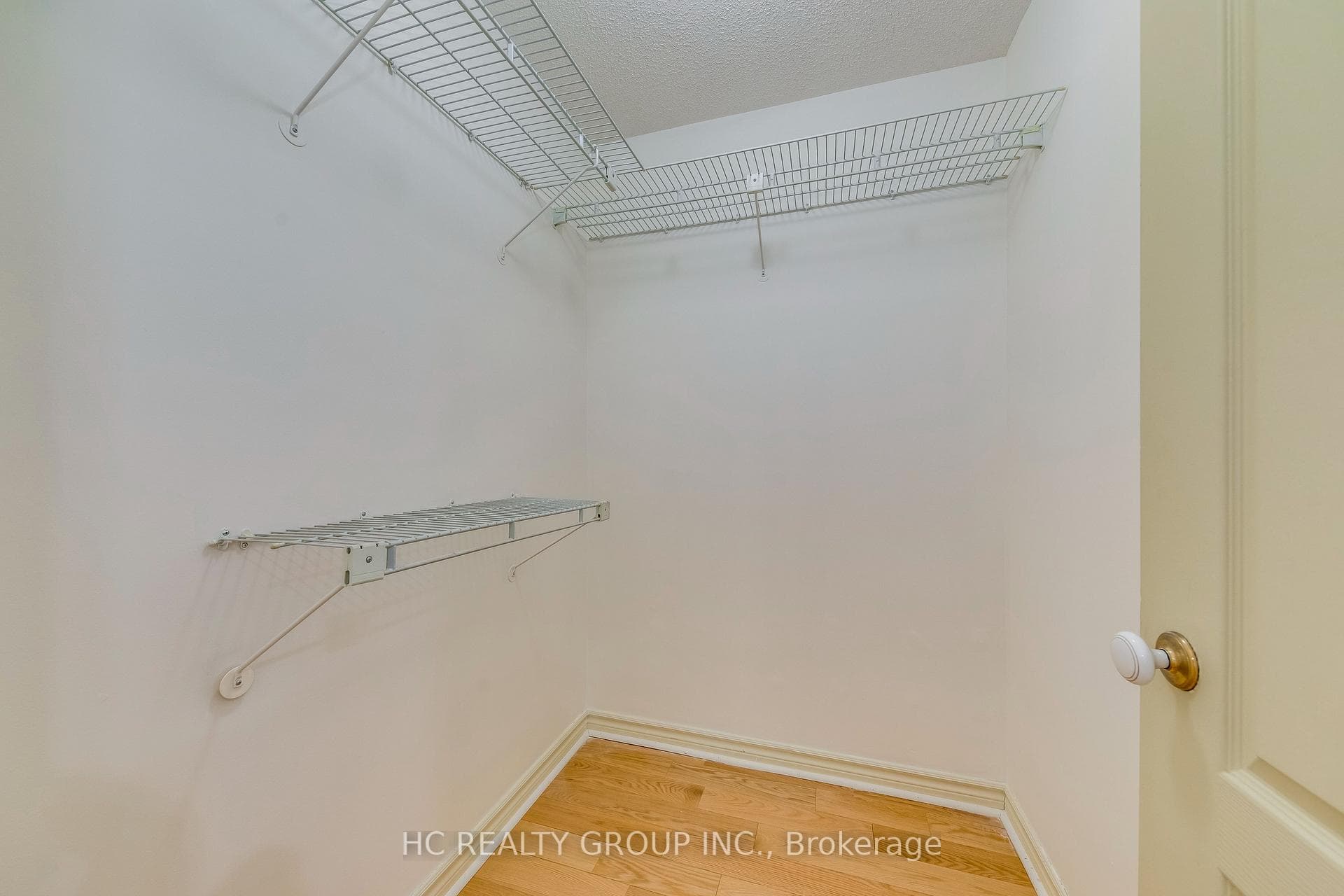 5160 Montclair Drive photo 32