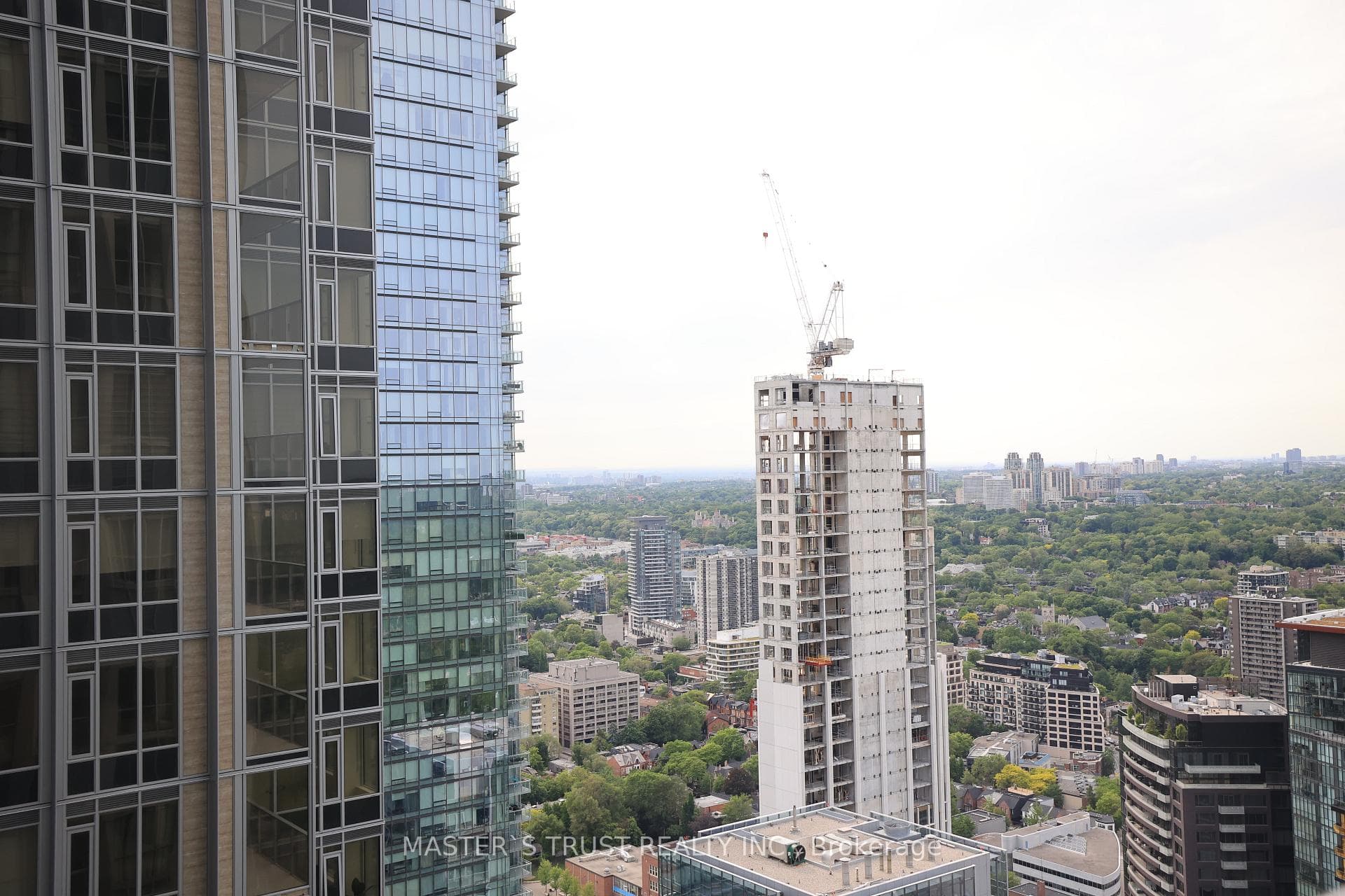 1 Yorkville Avenue Unit 4303 photo 11