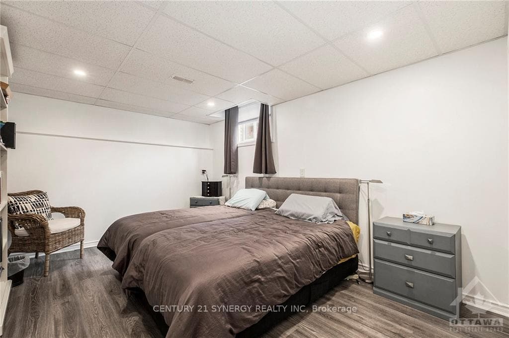 1530 BEACONFIELD Street photo 25