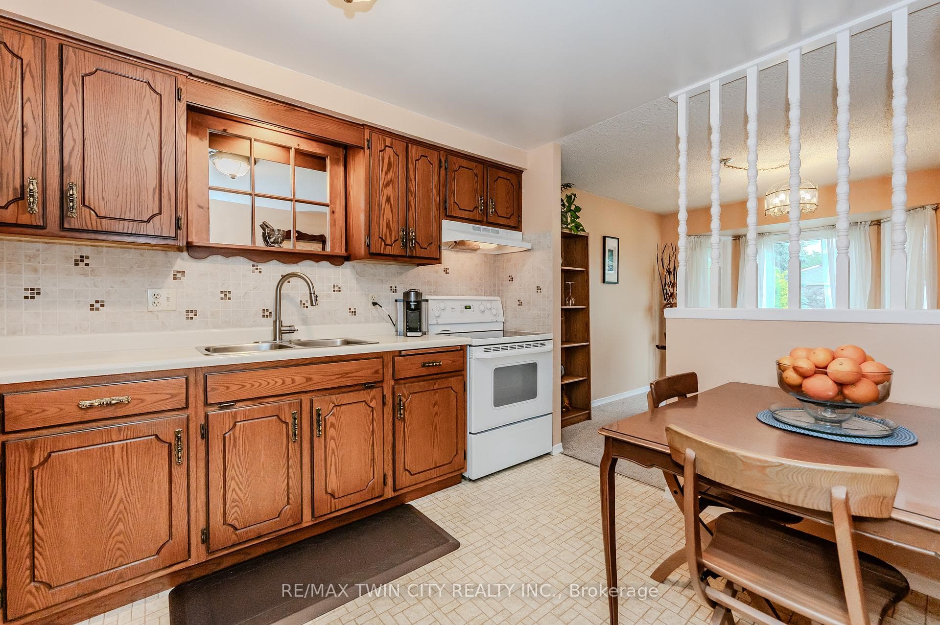 131 Herron Place photo 10