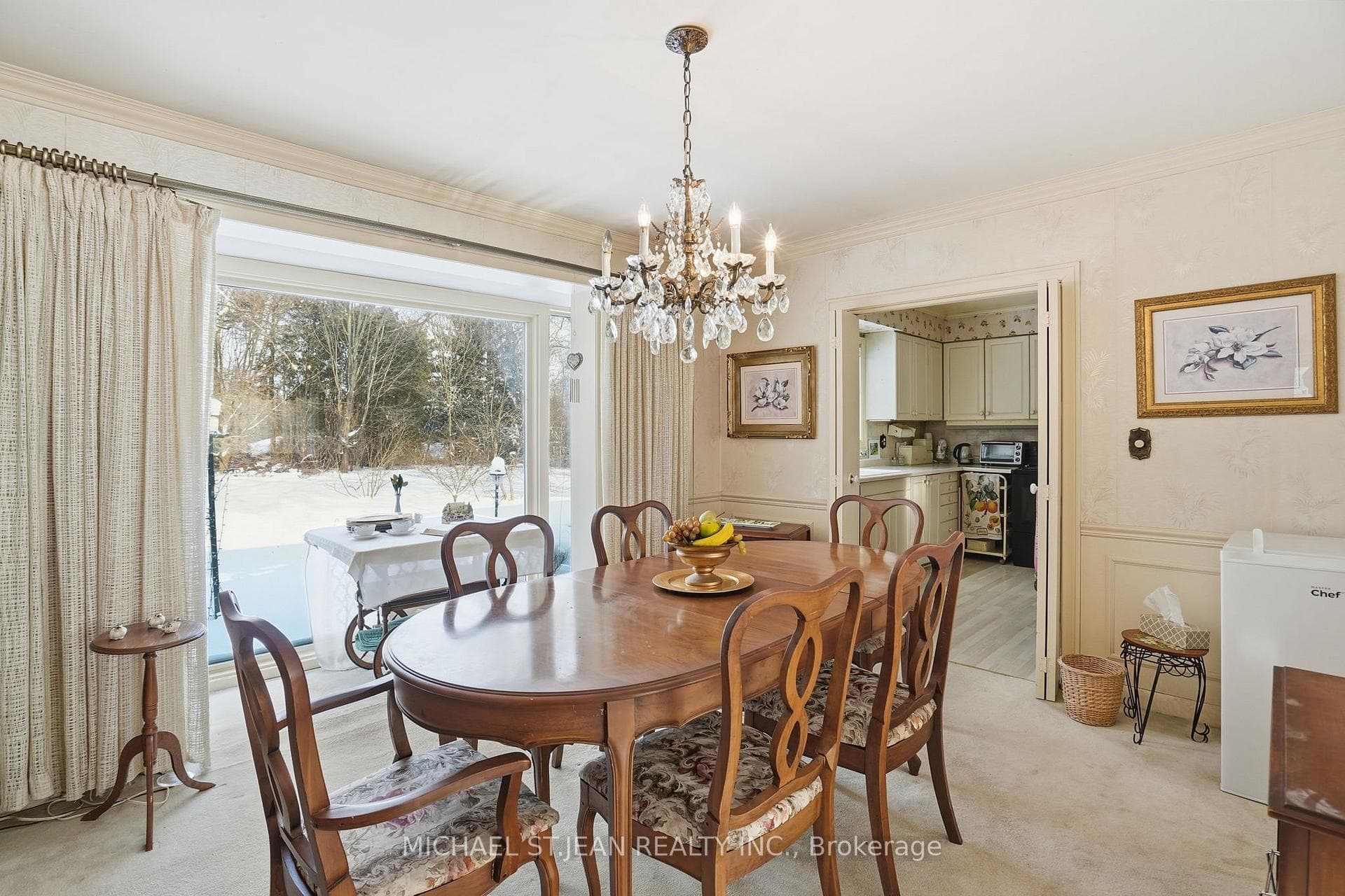 167 Fallingbrook Drive photo 10
