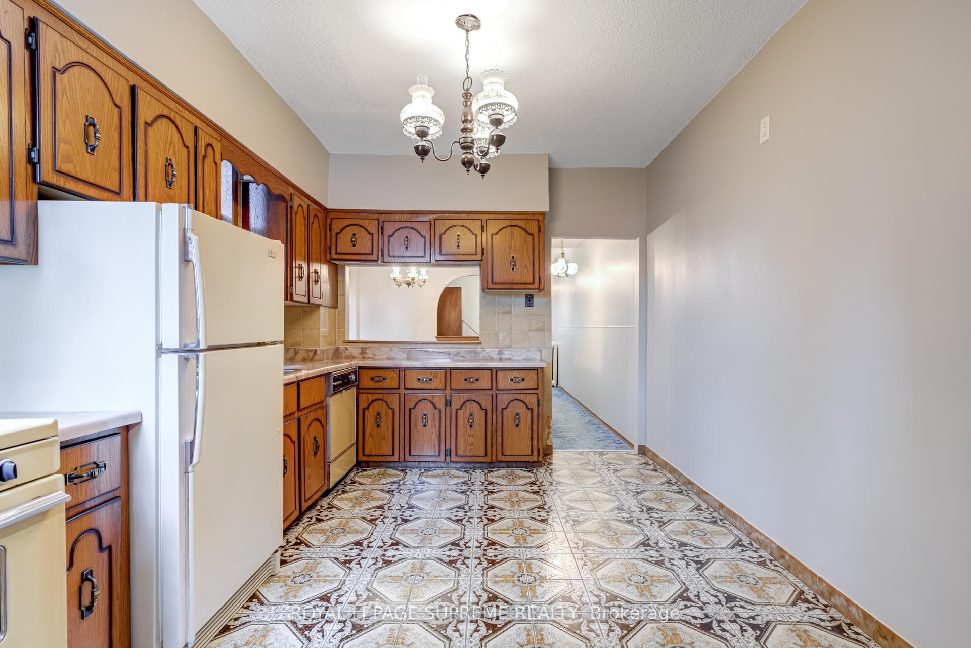 81 Wright Avenue photo 11