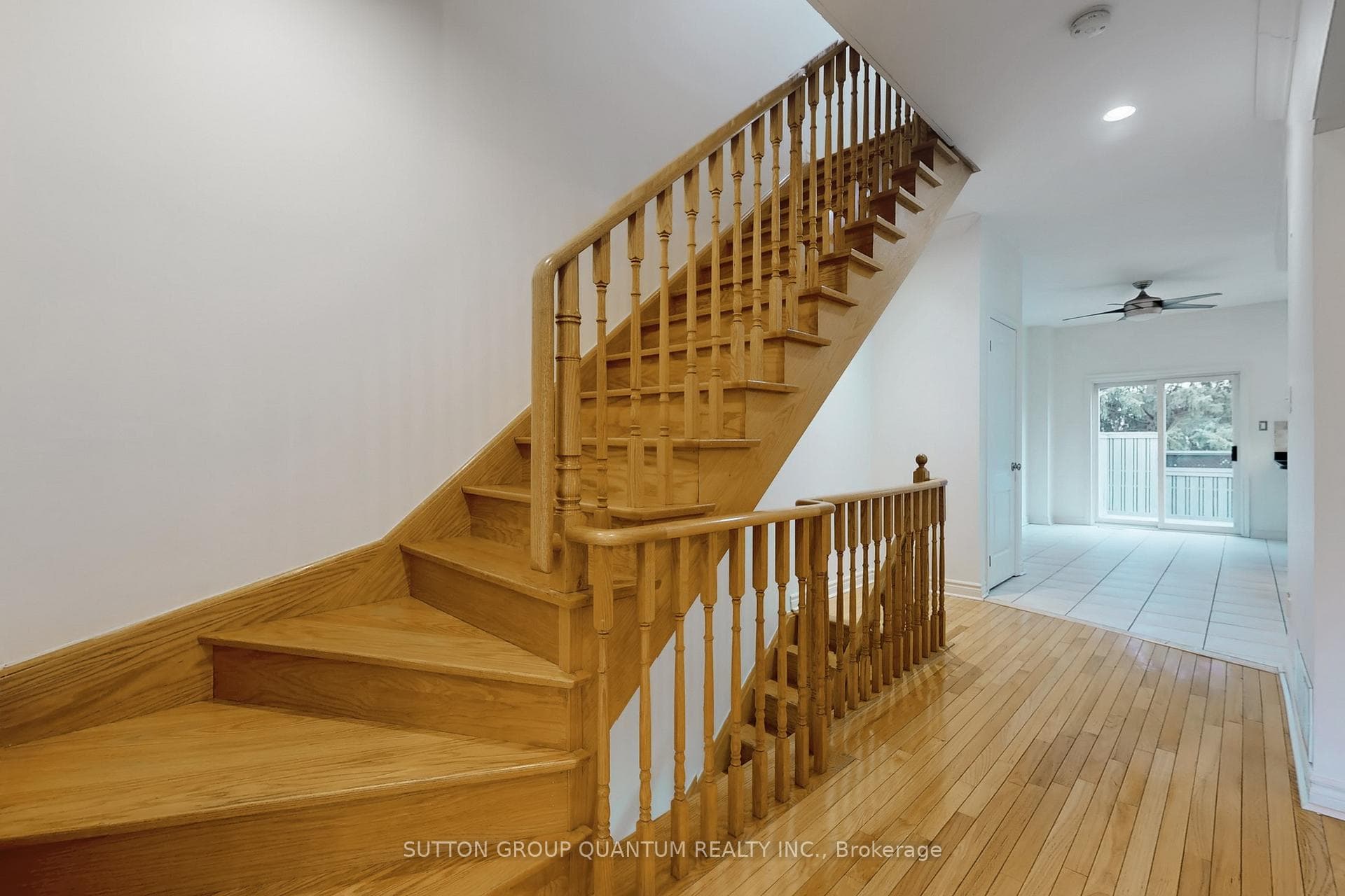 132 John Street photo 8