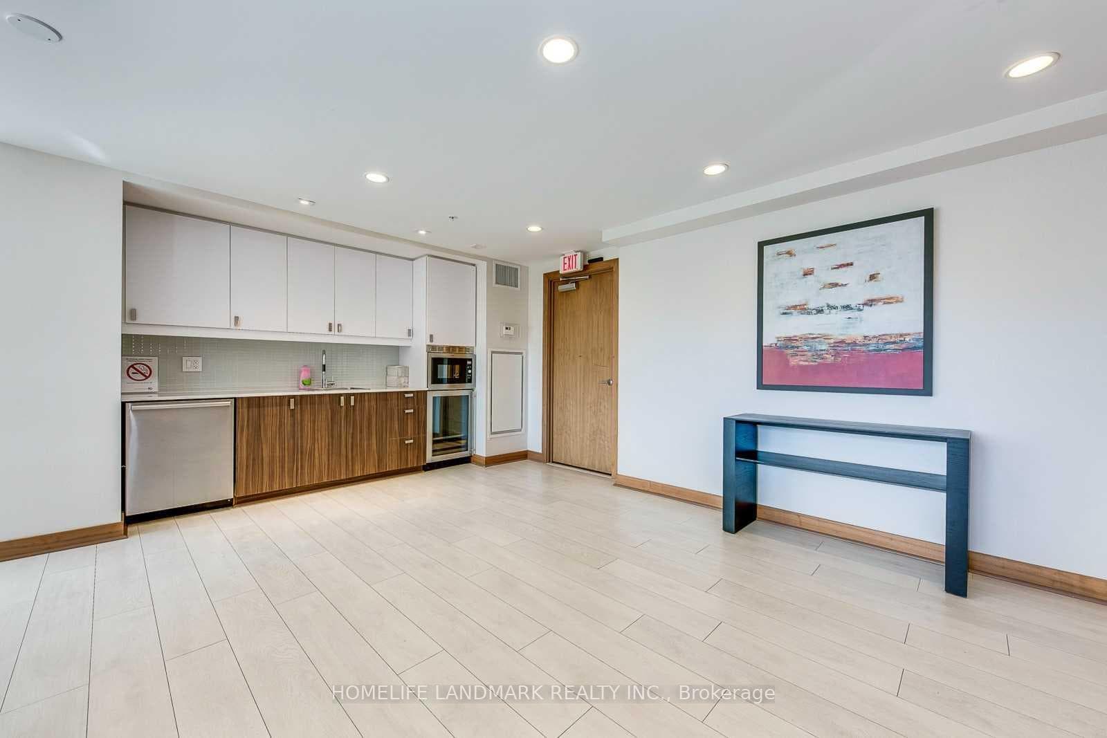 295 Adelaide Street Unit 3010 photo 32
