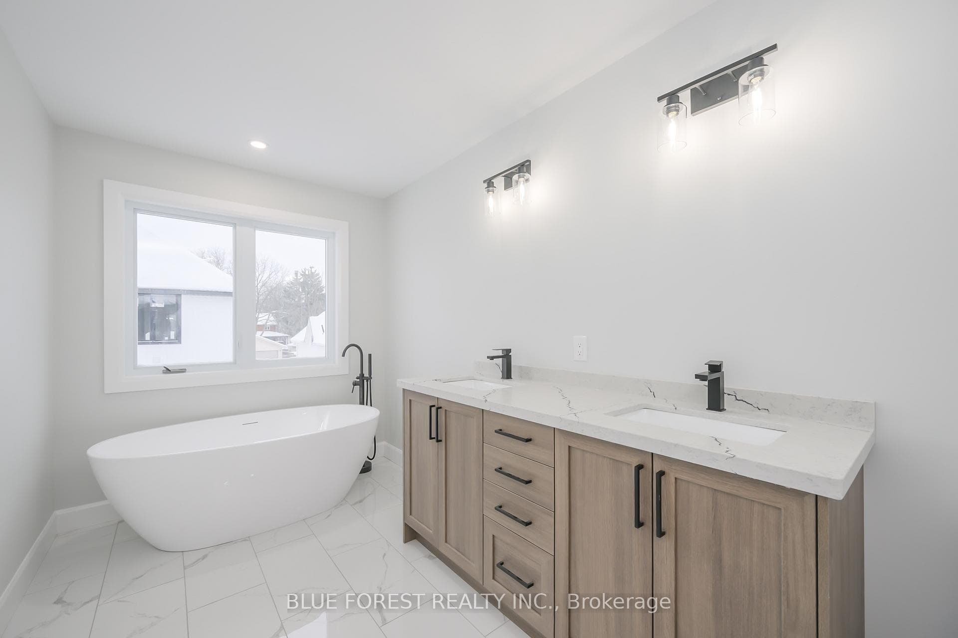 619 Lions Park Drive photo 18