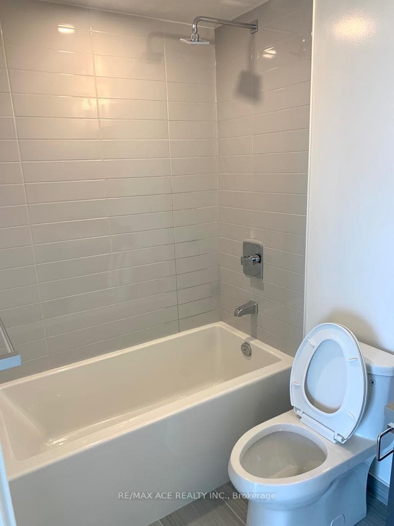 2031 Kennedy Road Unit 1716 photo 17