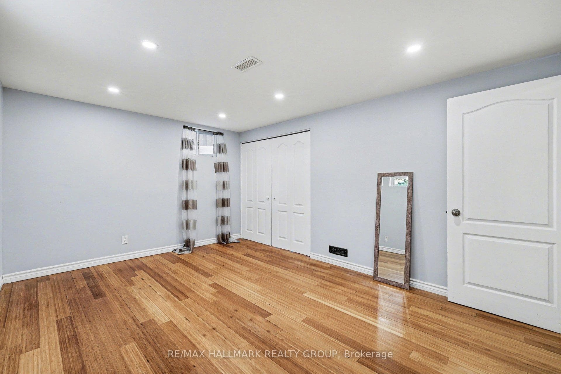 1307 Vancouver Avenue Unit B photo 19