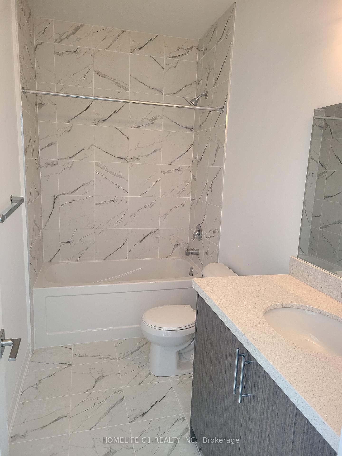 3 Turnberry Court photo 4