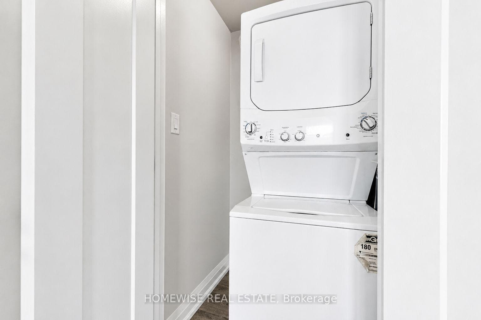 814 Glencairn Avenue Unit 102 photo 12