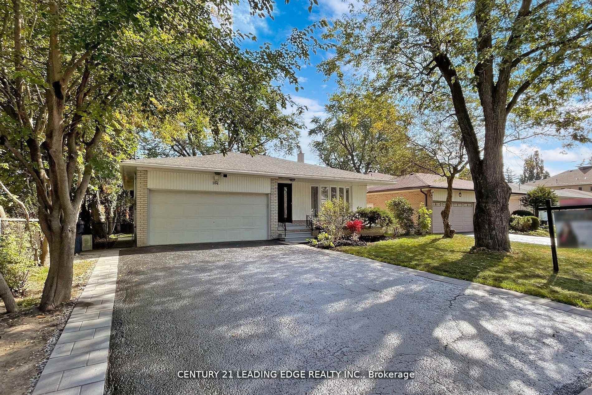 1041 LILLIAN Street photo 1