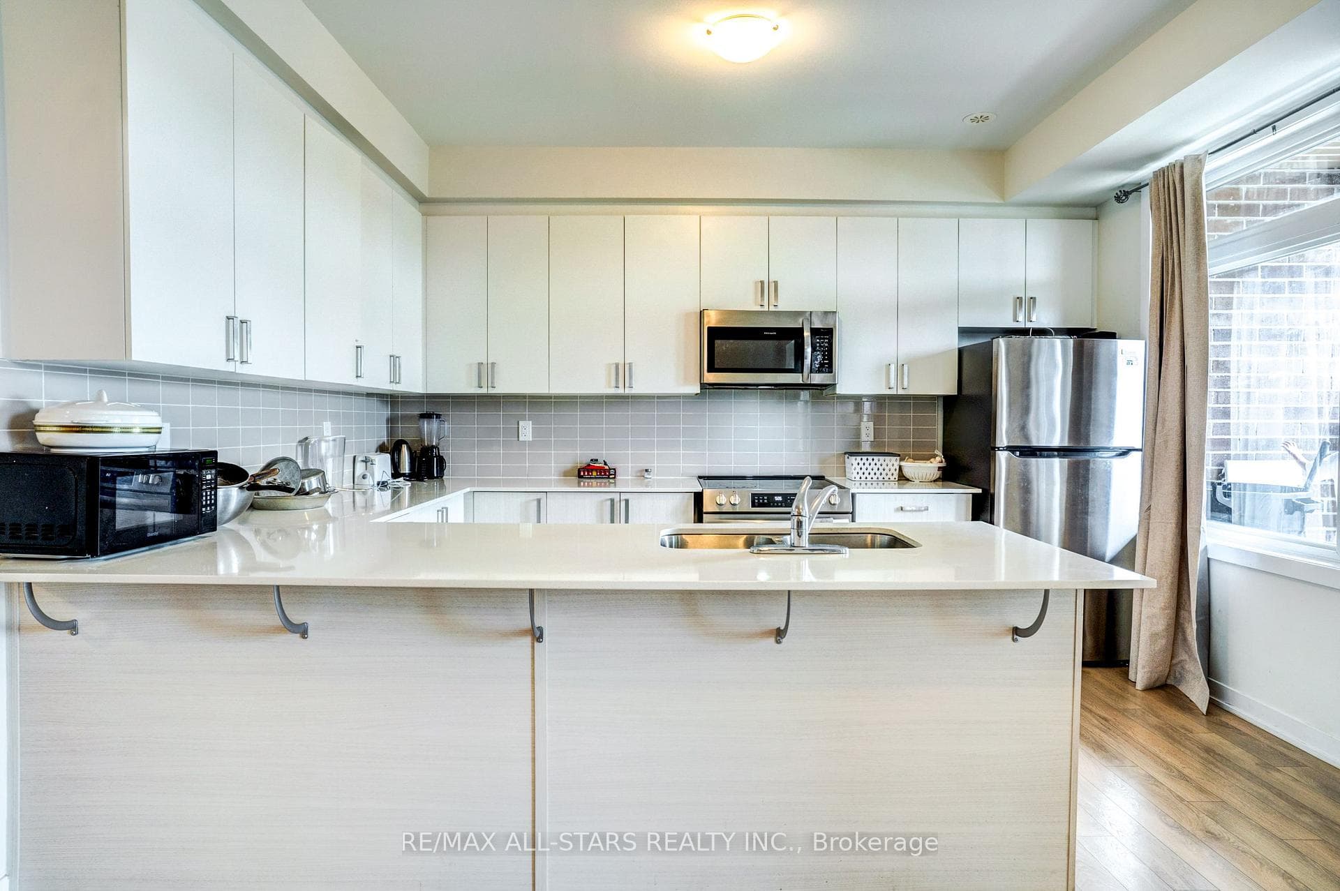 1865 Pickering Parkway Unit #904 photo 12