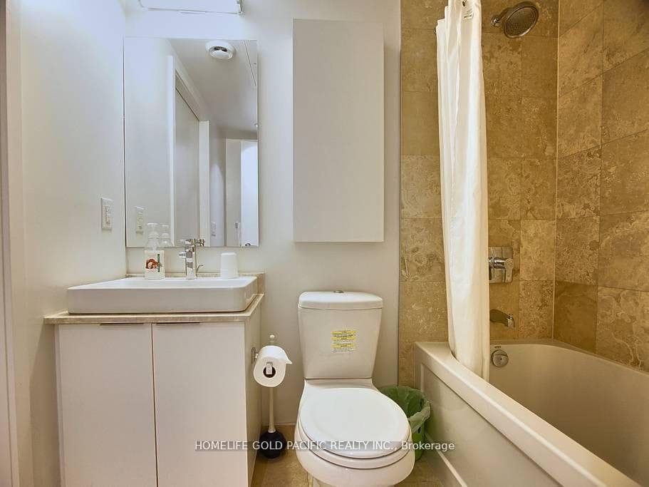 14 York Street Unit 4709 photo 15