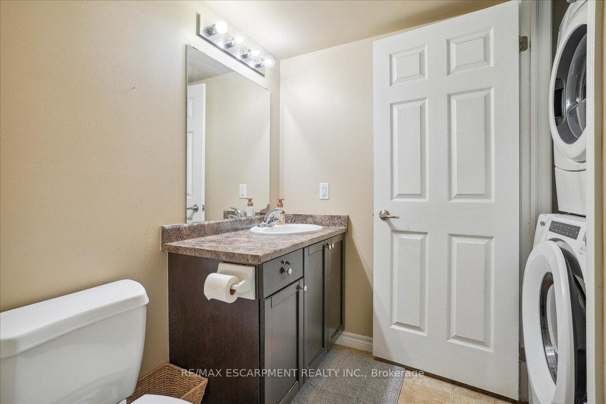 1380 Main Street Unit 303 photo 22