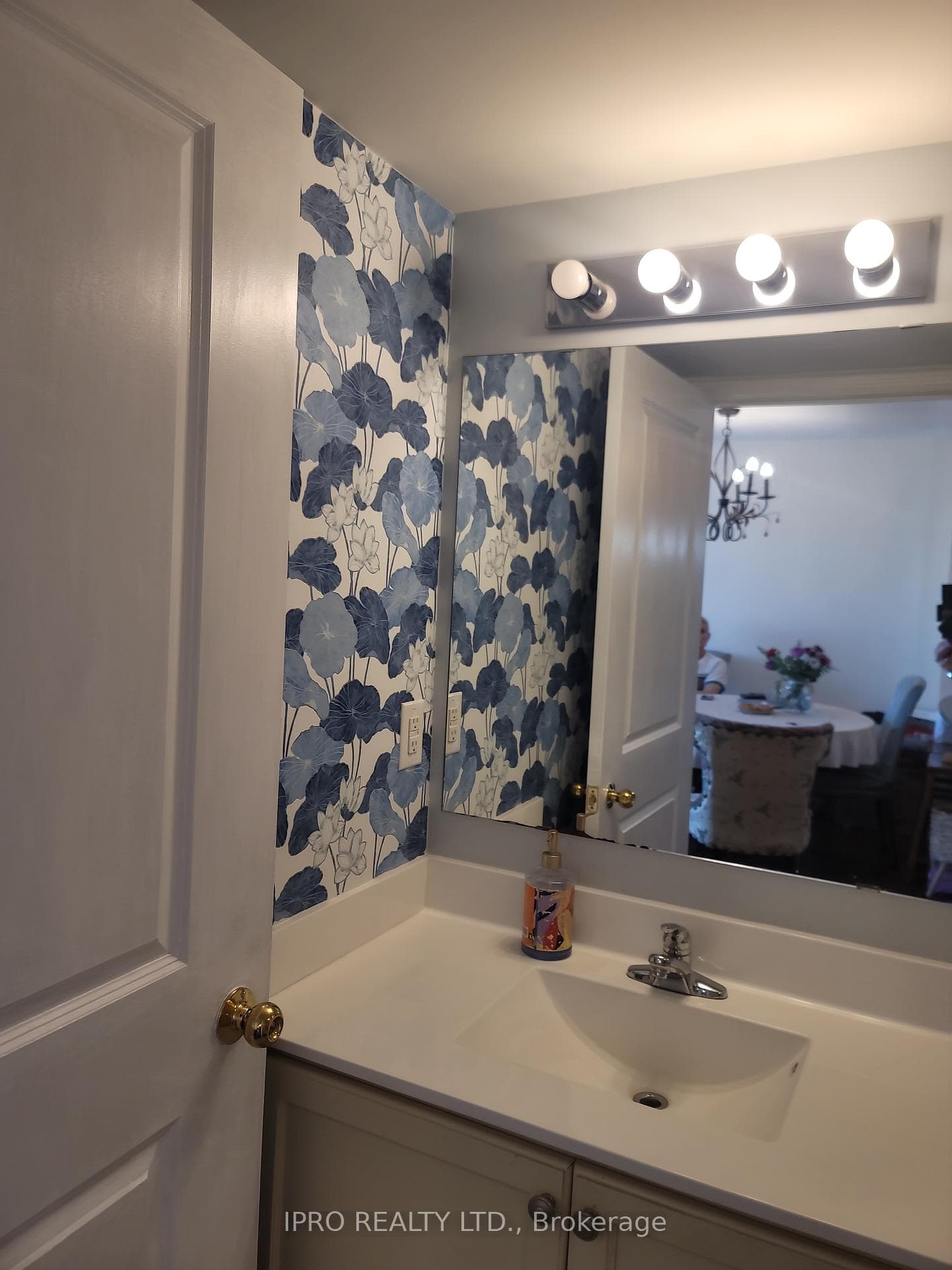 9 George Street Unit 603 photo 11