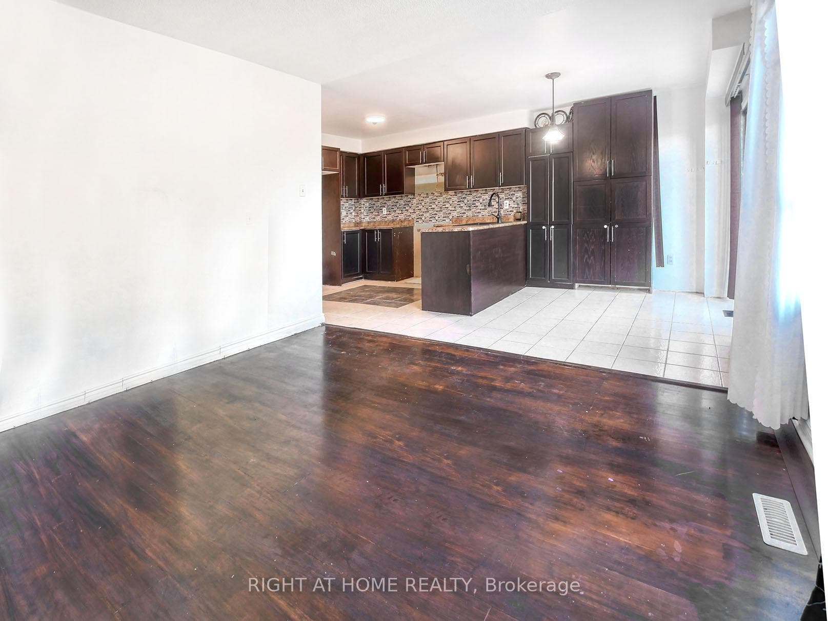 8 REED Drive photo 7