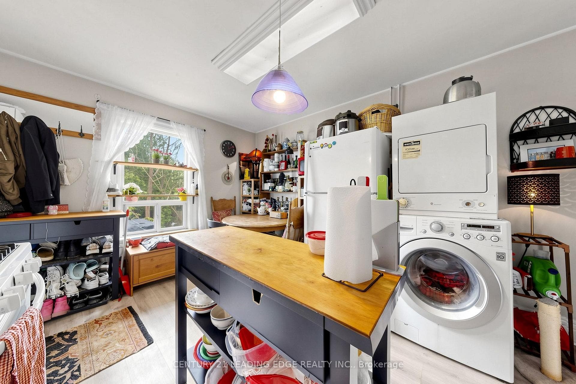 Main & Lower Level Unit Kitchen