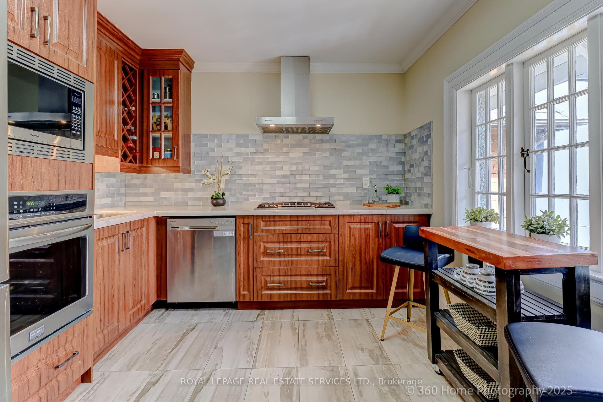 109 High Park Avenue photo 21
