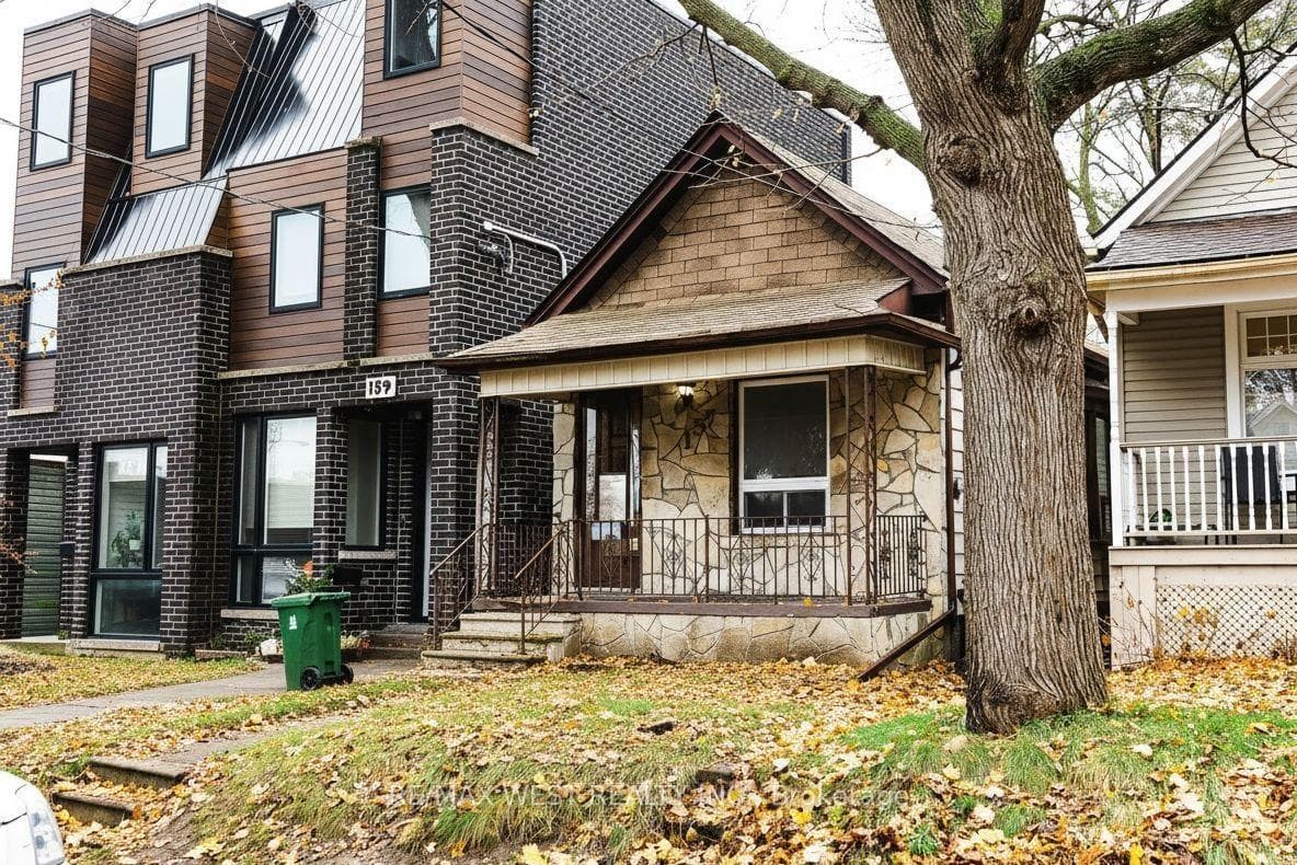 157 Boultbee Avenue photo 1