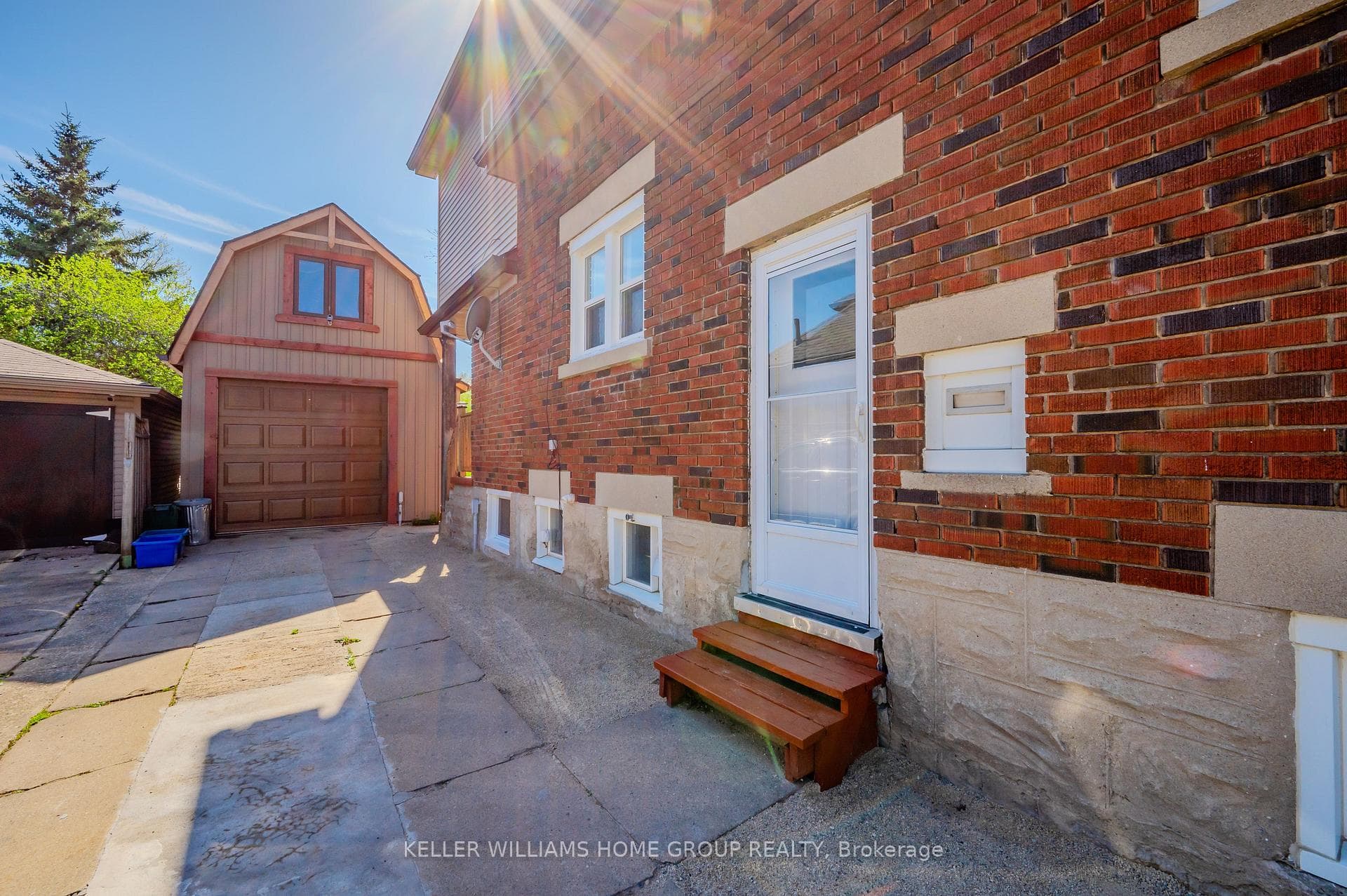 127 Mill Street photo 2