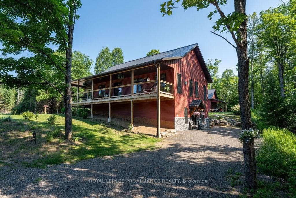 3627 Letterkenny Road photo 1