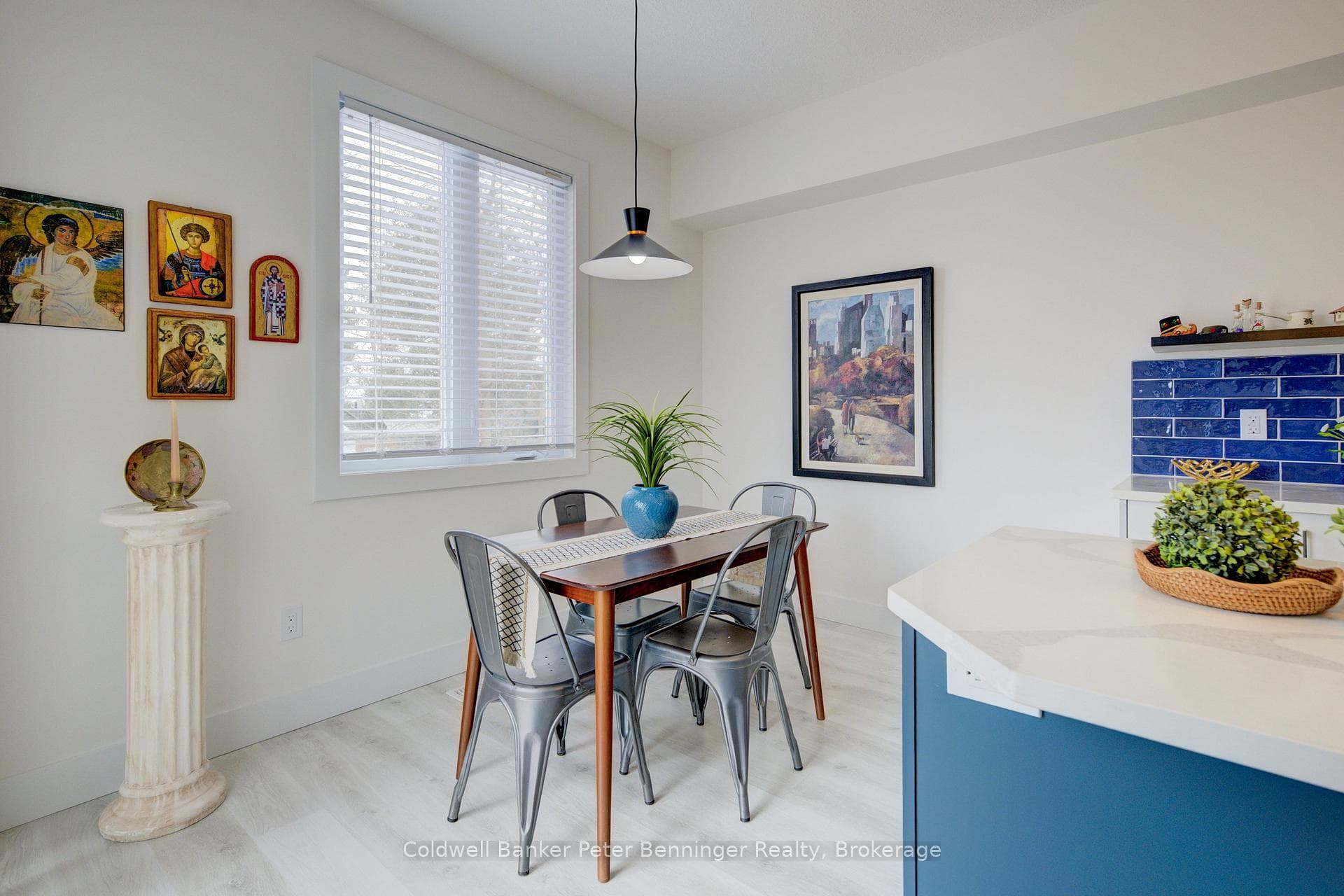 41 Queensway Drive photo 17