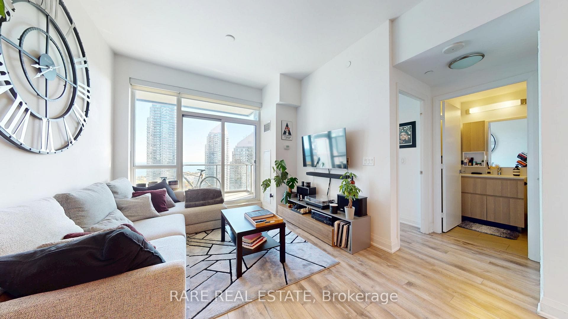 36 Park Lawn Road Unit 2102 photo 8